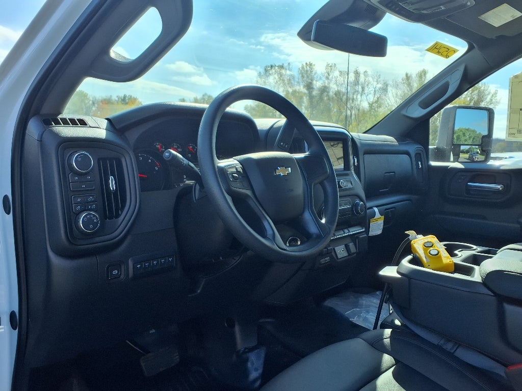 2025 Chevrolet Silverado 3500 HD Chassis Cab Work Truck
