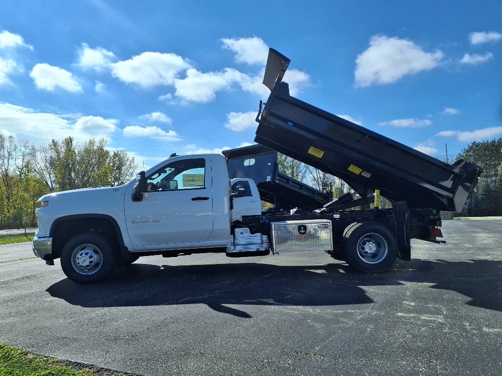 2025 Chevrolet Silverado 3500 HD Chassis Cab Work Truck