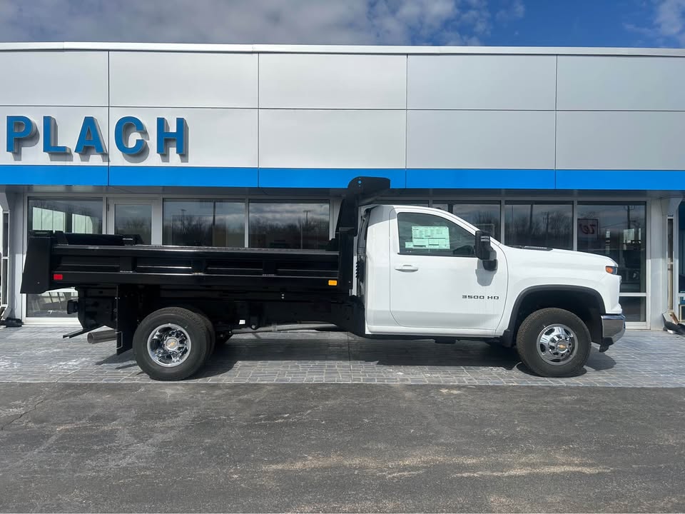 2025 Chevrolet Silverado 3500 HD Chassis Cab LT