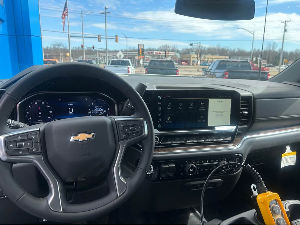 2025 Chevrolet Silverado 3500 HD Chassis Cab LT