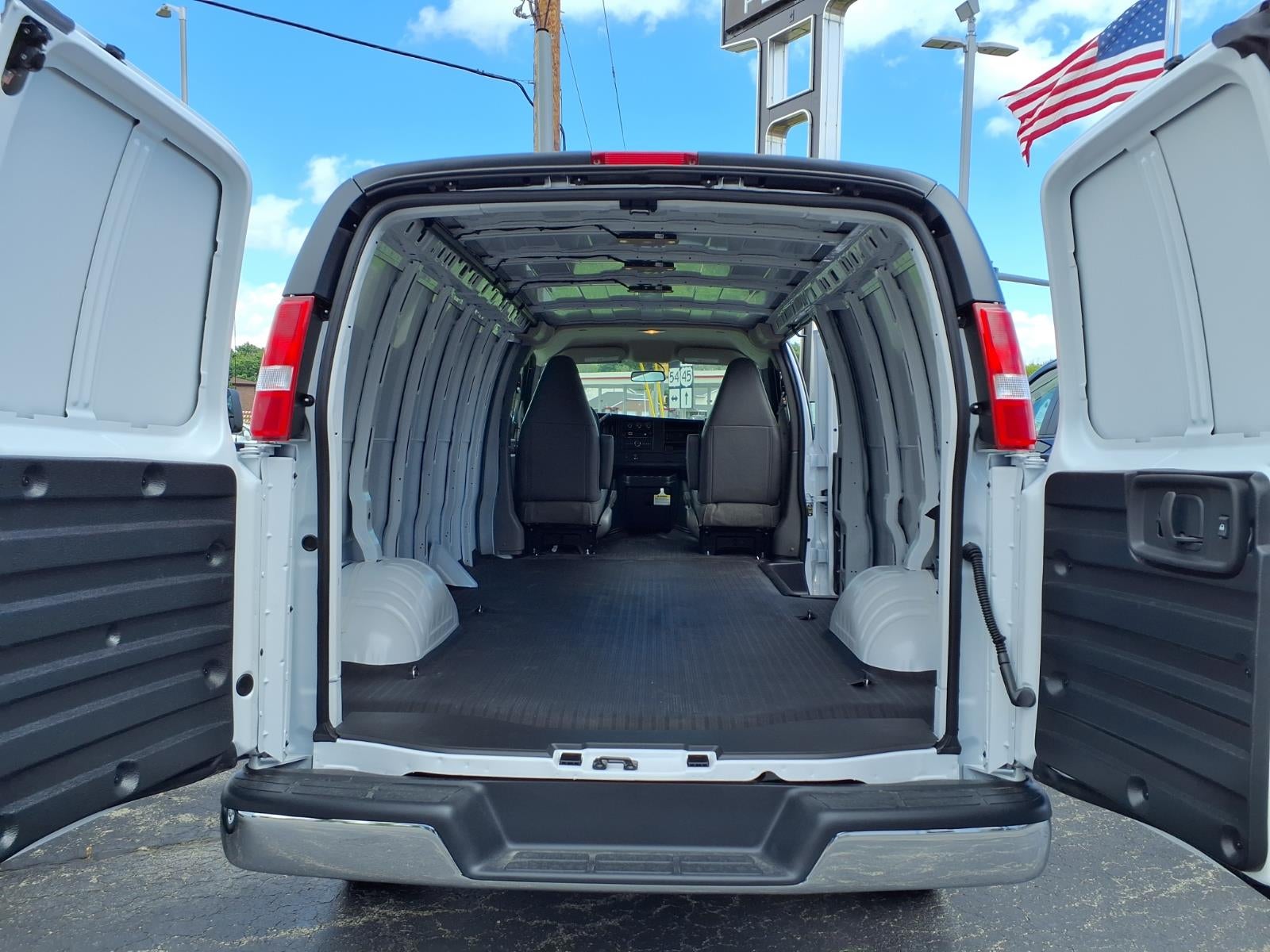 2026 Chevrolet Express Cargo WT