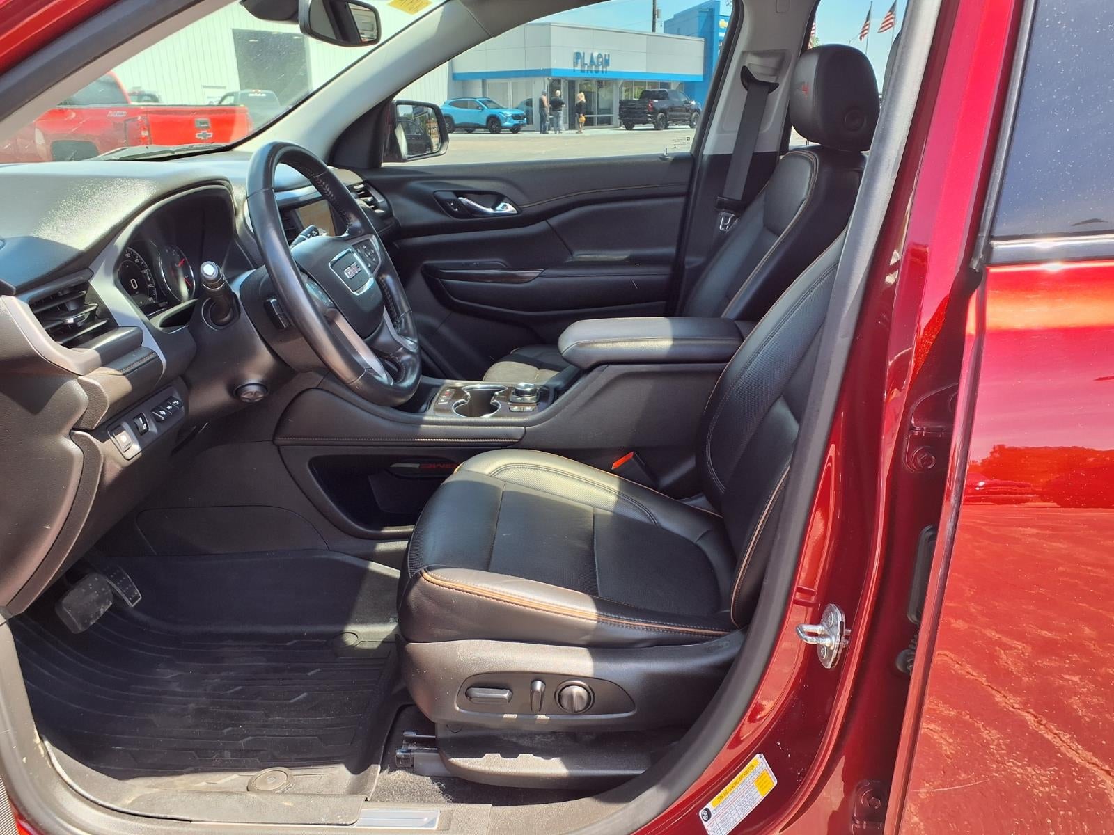 2021 GMC Acadia AT4