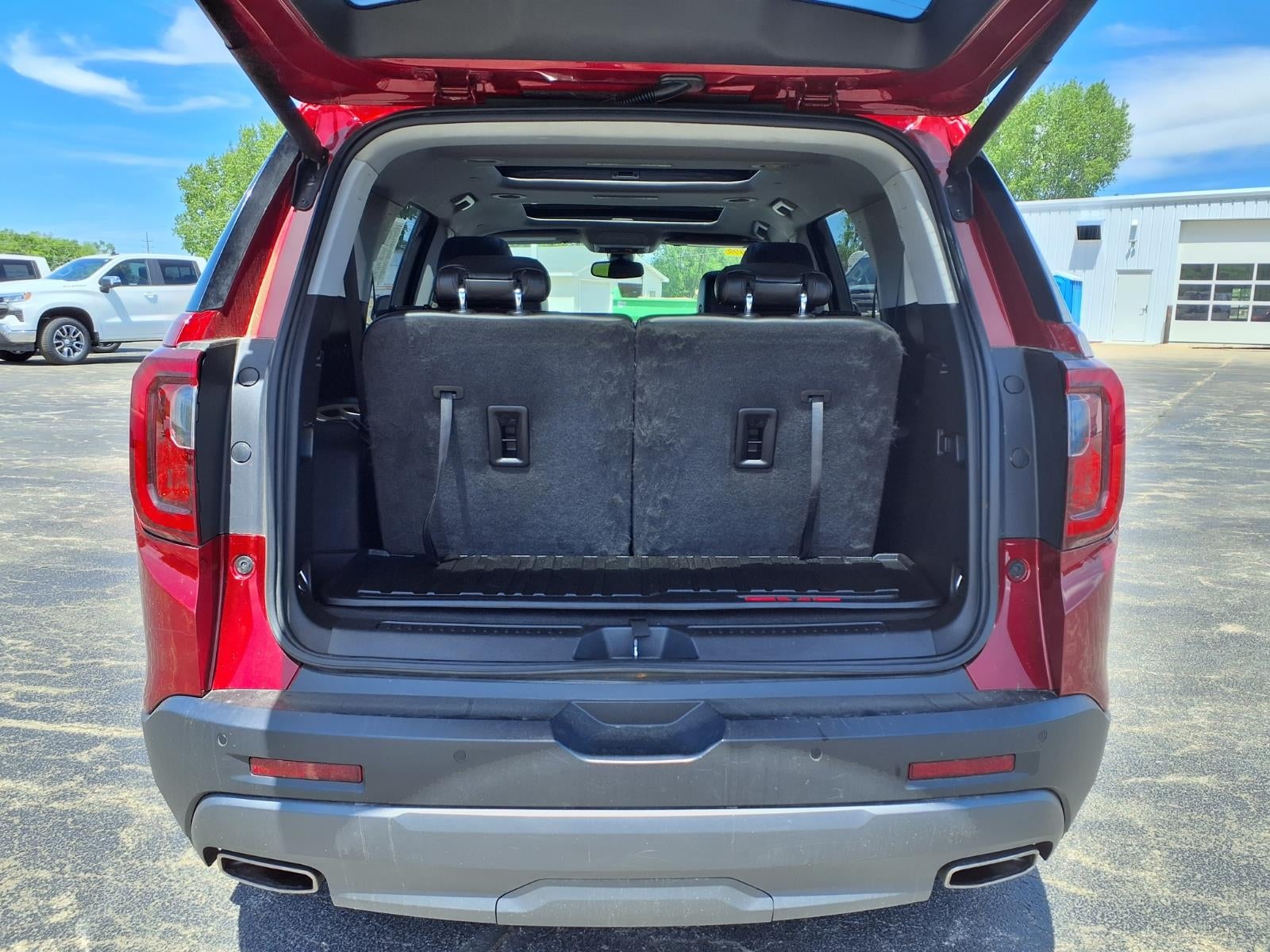 2021 GMC Acadia AT4