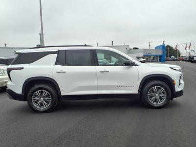 2025 Chevrolet Traverse LT