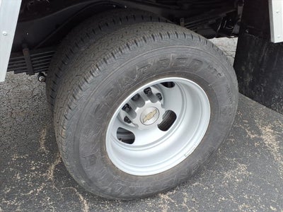 2025 Chevrolet Express Cutaway 4500 2WT