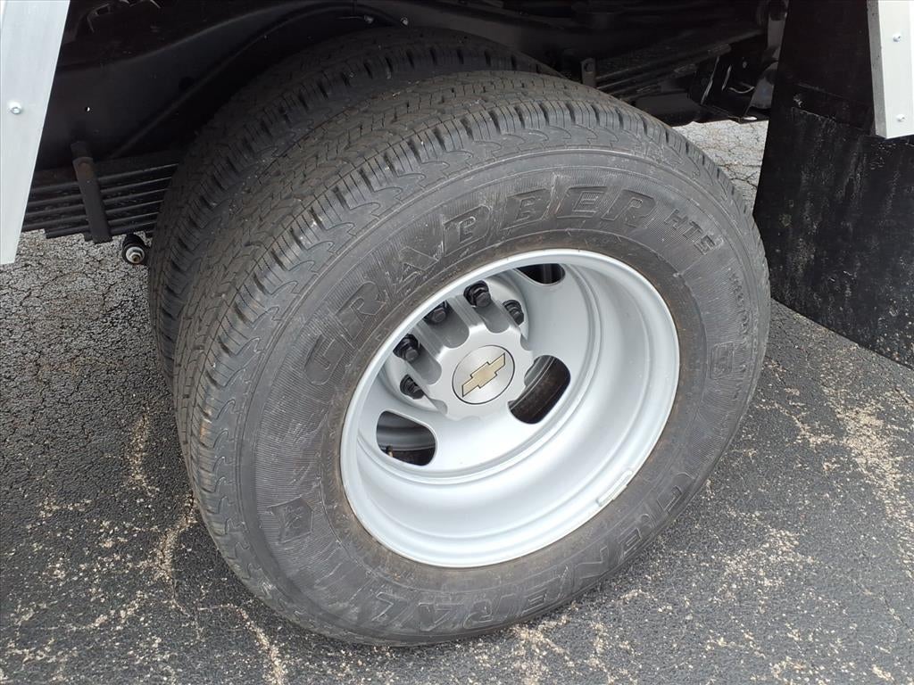 2025 Chevrolet Express Cutaway 4500 2WT