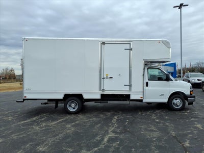 2025 Chevrolet Express Cutaway 4500 2WT