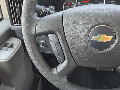 2025 Chevrolet Express Cutaway 4500 2WT