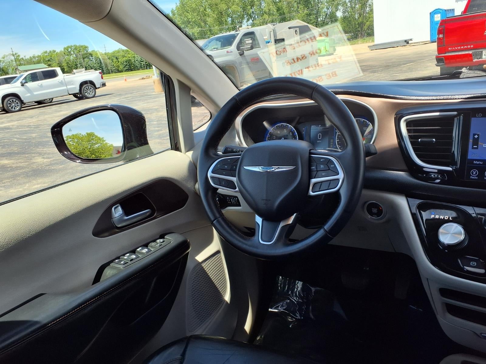2017 Chrysler Pacifica Touring-L